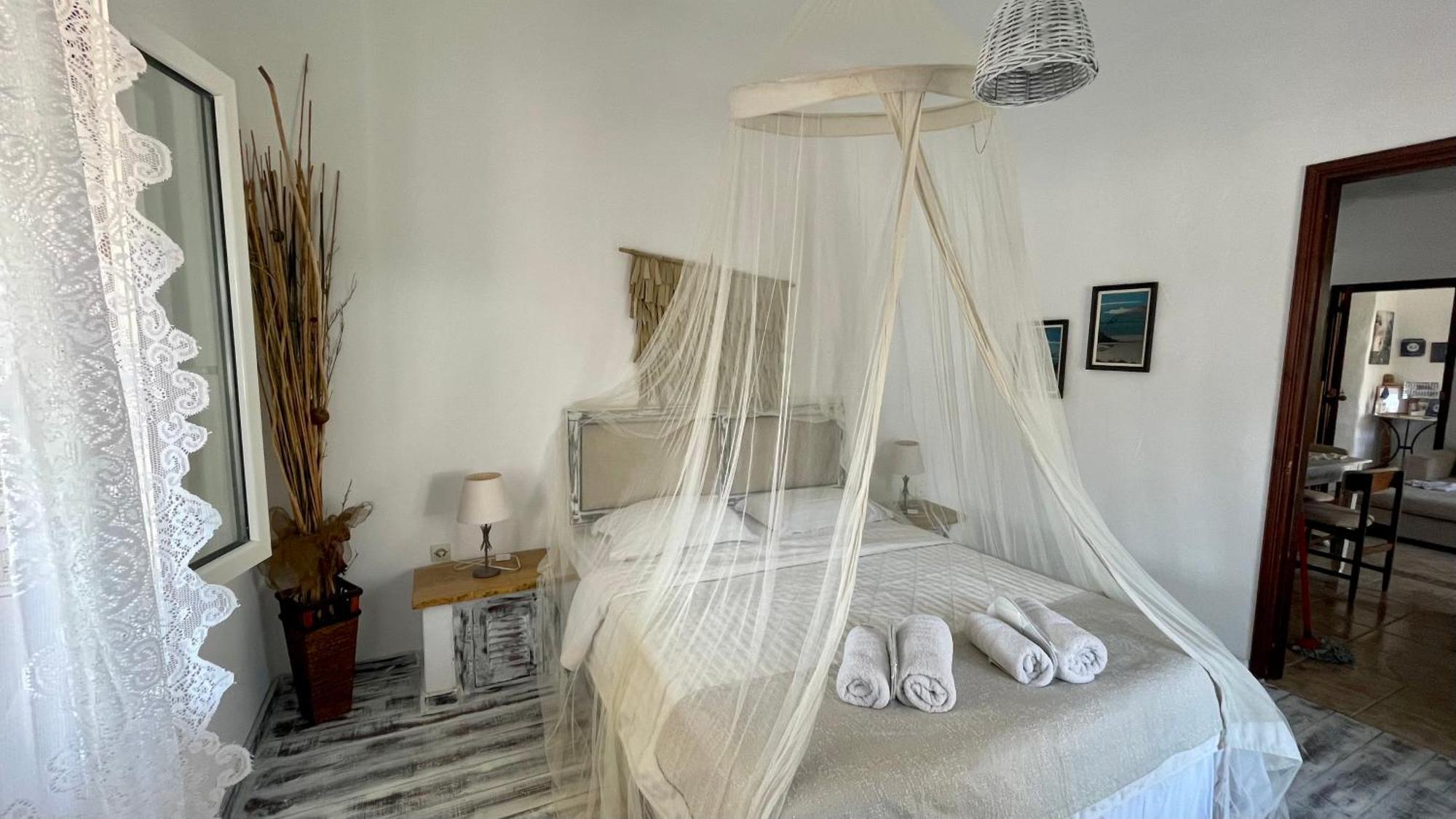 Atlazia Suites Alinda  Ngoại thất bức ảnh