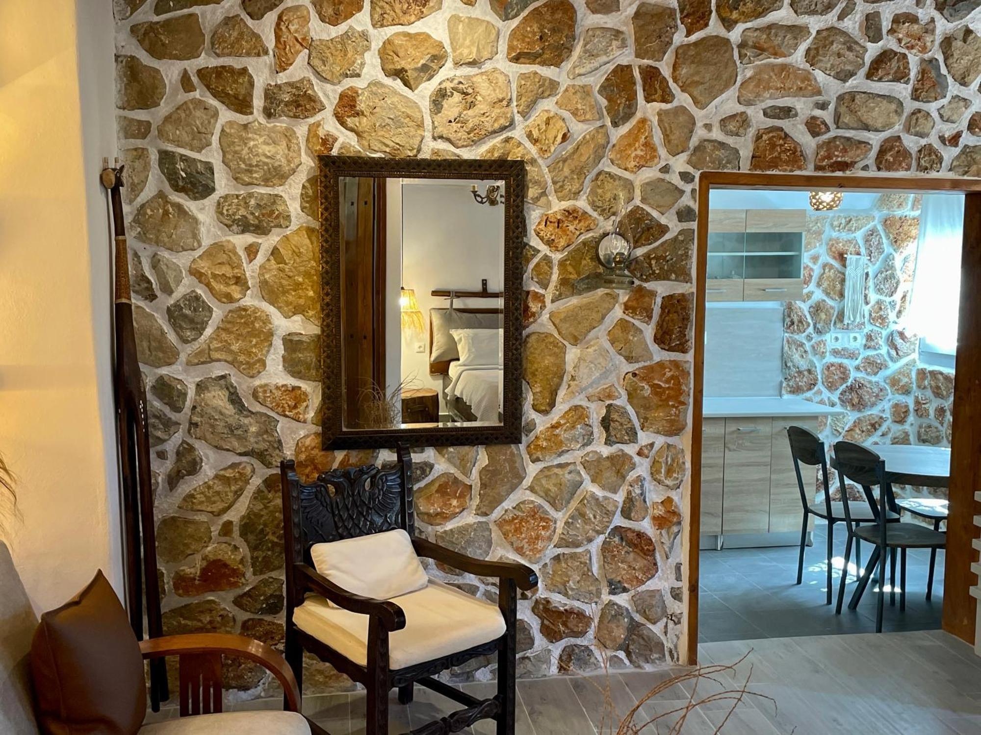 Atlazia Suites Alinda  Ngoại thất bức ảnh